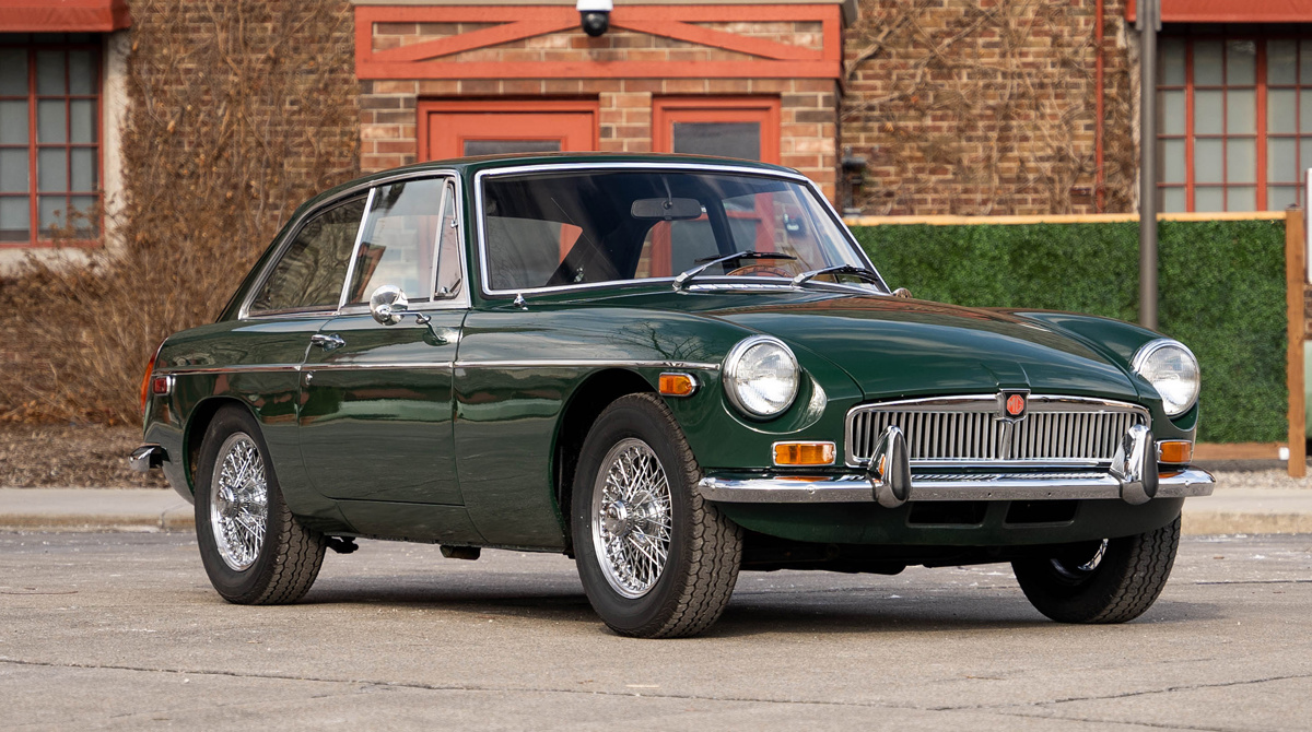 1973 MG MGB GT offered at RM Sotheby's Fort Lauderdale live auction 2022